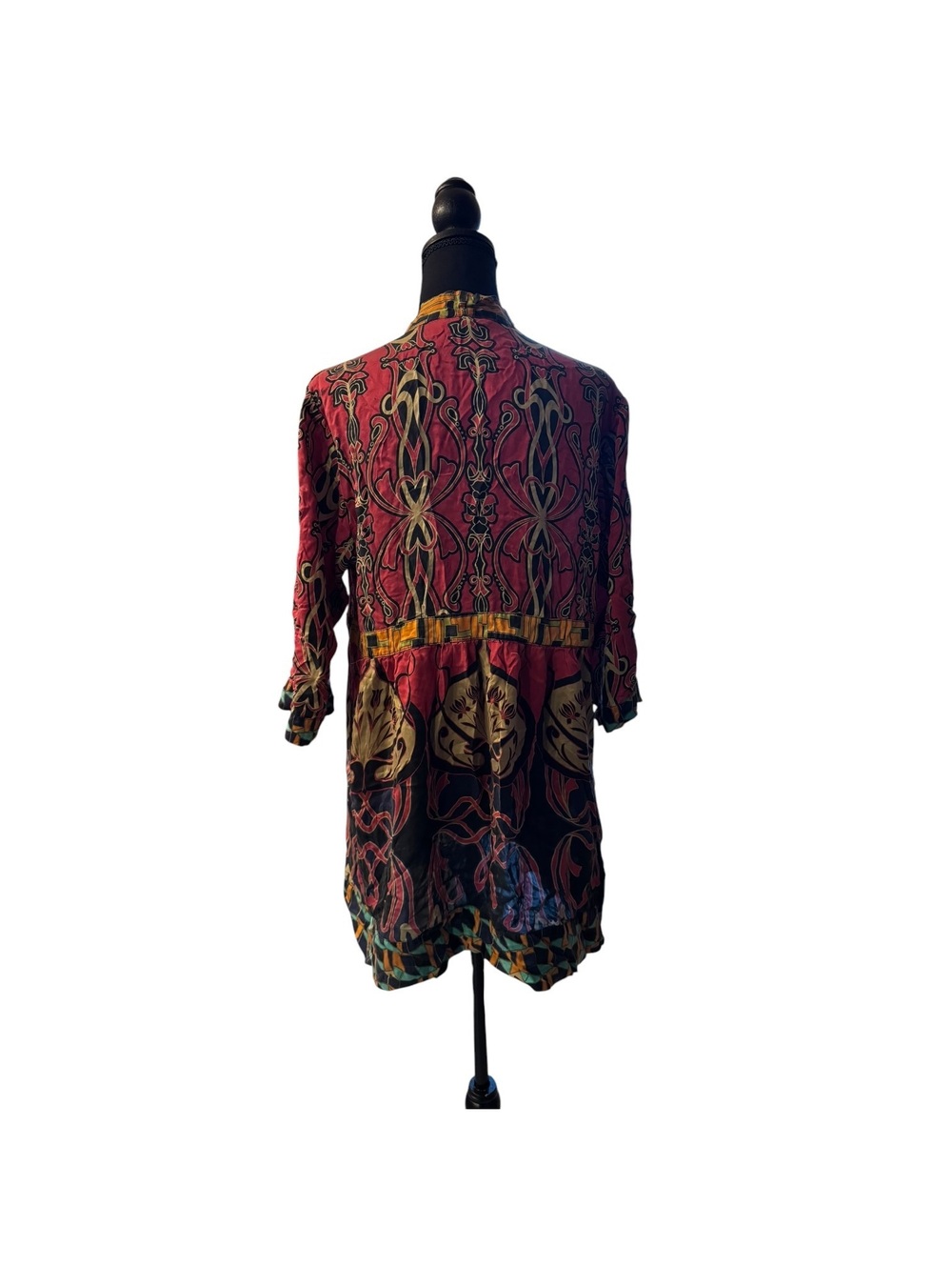 Cabi Women's Large Bohemian Style Tunic Top with Pattern - Picture 2 of 7